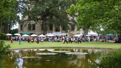 Primavera Garden Party